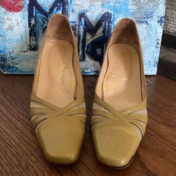 Linea Verde Sz 38 Italian Marigold Leather Snake Square Toe Heel Mesh Cut Outs - Picture 11 of 12